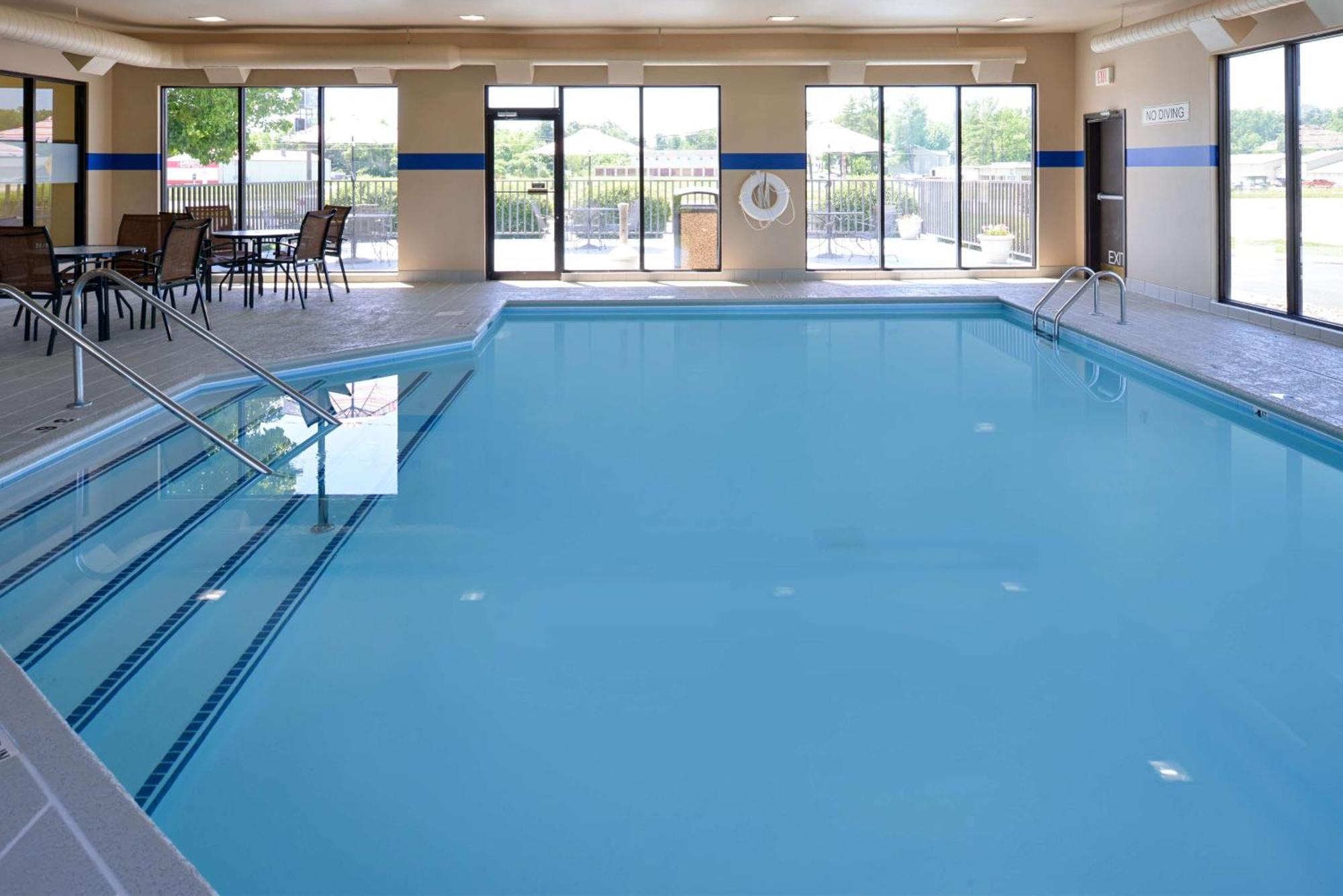 Hampton Inn Карбондейл Экстерьер фото